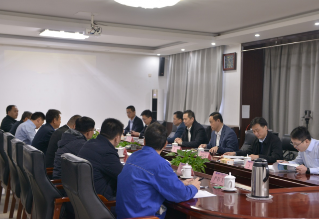 集团公司领导乐江华到贝博·（中国）手机网页版公司调研指导工作