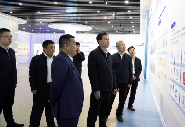 济宁市委常委、组织部部长、统战部部长庞建栋到贝博·（中国）手机网页版调研